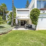 Azahara1 Beautiful Apartment Frontline Golf